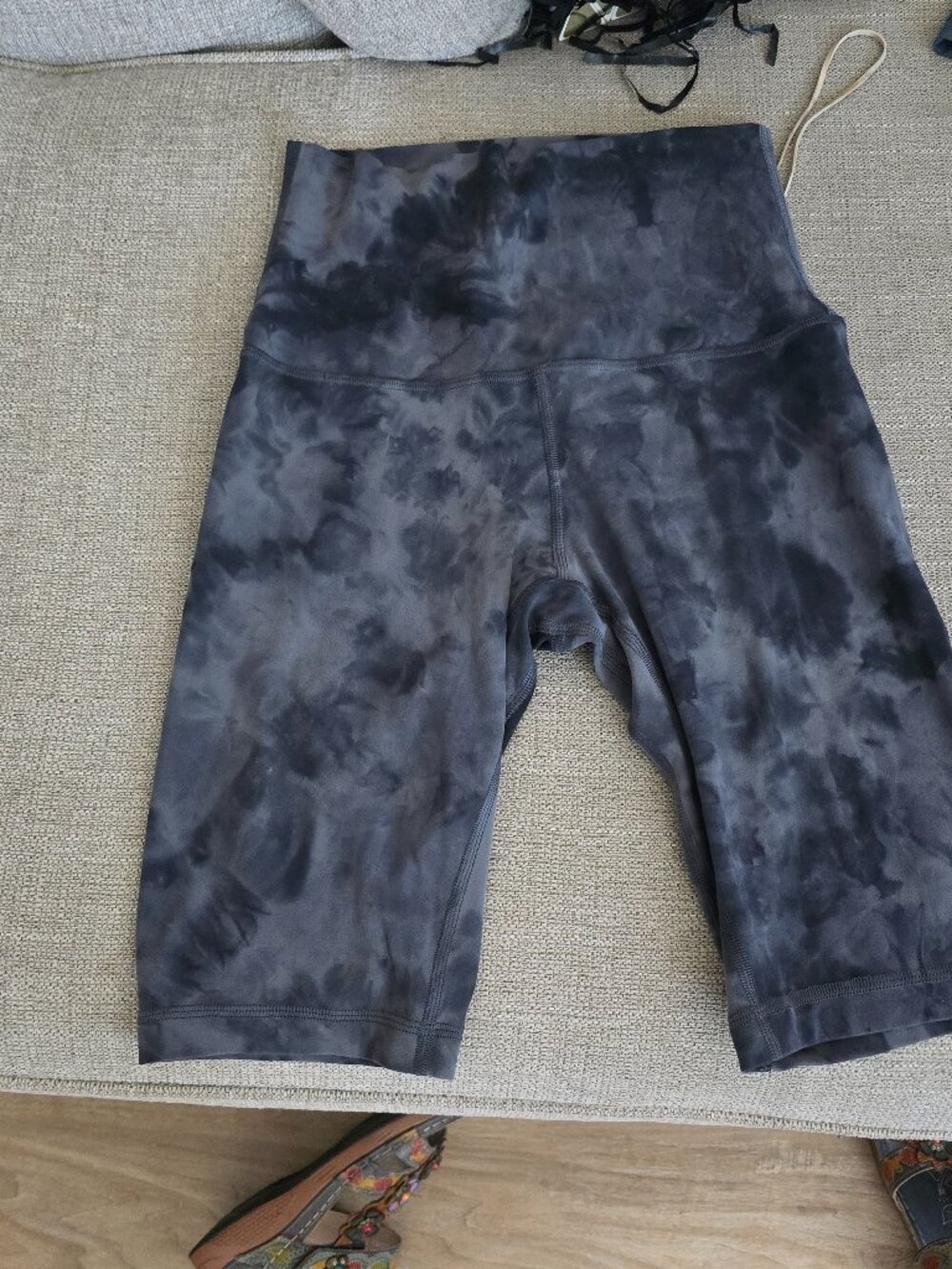 lululemon align high rise shorts 8" us size 6 EUC